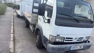 Nissan Cabstar 2004