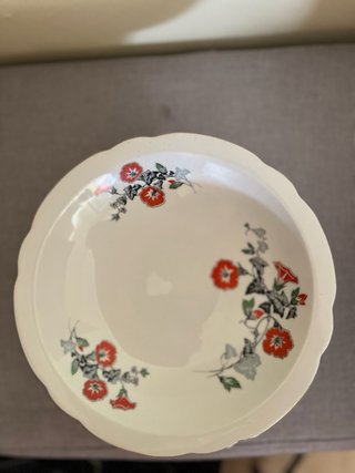 Frutero de cerámica con flores