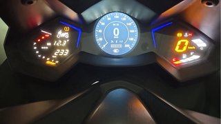 Kymco AK550 2019 Negra 16.000 km Unico Dueño