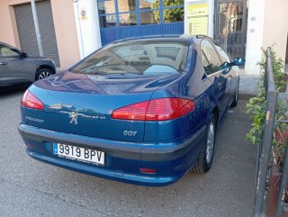 Peugeot 607 2002