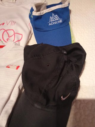 Ropa deportiva varios artículos