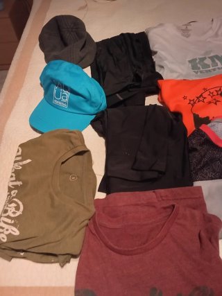 Ropa deportiva varios artículos