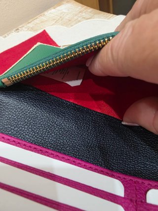 Billetera Carolina Herrera CH Multicolor