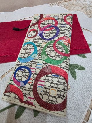 Billetera Carolina Herrera CH Multicolor