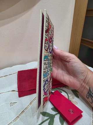 Billetera Carolina Herrera CH Multicolor