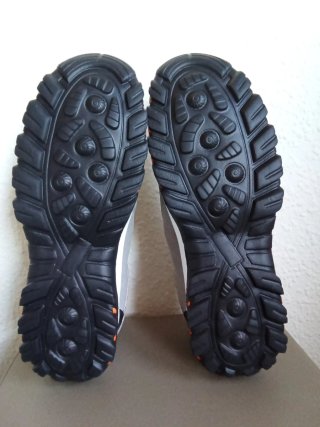 Zapatos grises talla 46