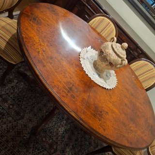 Conjunto de mesa y sillas de comedor