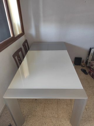 Mesa de salón cristal y metal
