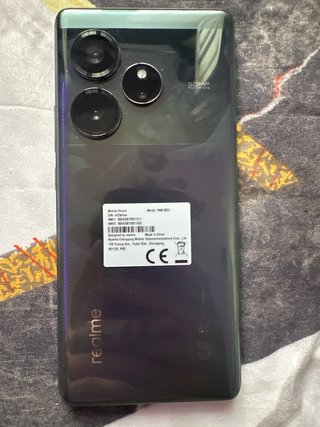 Realme GT 6 256GB Y iPhone 14 pro de 256GB