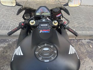 Honda CBR 1000RR fireblade