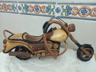 Moto Artesanal Madera y Bambú