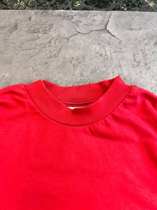 Vintage T-shirt Heavy Weight Red Big Logo Back 90'