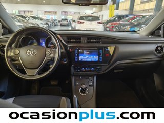 Toyota Auris 140H Touring Sports Active 100 kW (136 CV)