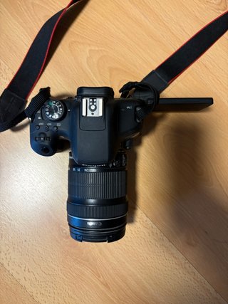 Canon EOS 750D + 18-135mm + Accesorios