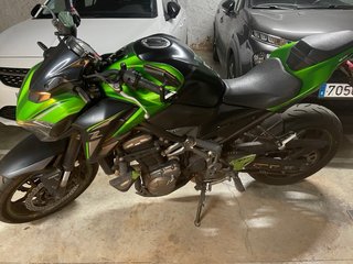 Kawasaki Z900e Limitada - Negro/Verde