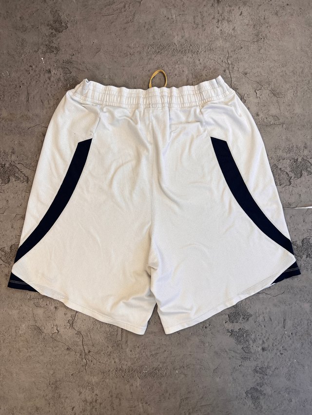 Nike Shorts Deportivos Blancos Negros 2000s