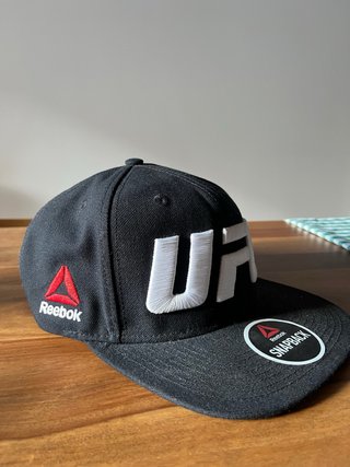 Gorra UFC Reebok Snapback Negra NUEVA A ESTRENAR