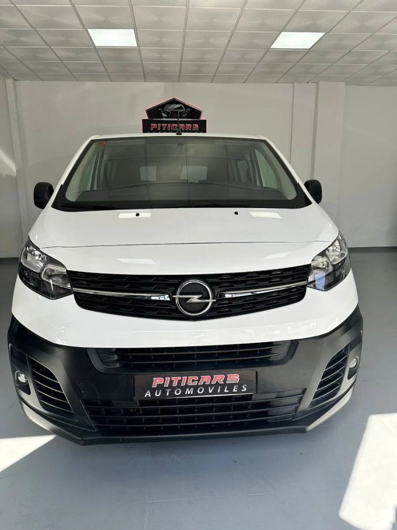 Opel Vivaro 2021, foto 2