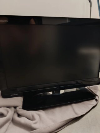 2 Televisores Negro/Plata por 15€