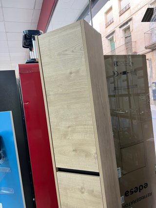 Columna de baño madera y negro