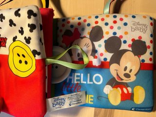 Libro de tela sensorial Disney Baby - Mickey y Min