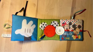 Libro de tela sensorial Disney Baby - Mickey y Min