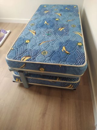 Cama nido dos somieres y colchónes