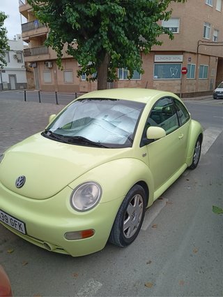 Volkswagen Beetle 2000