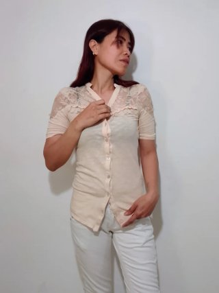 Blusa Stradivarius Beige Talla S