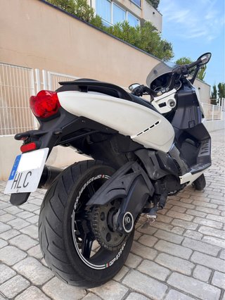 Gilera GP800 2011.