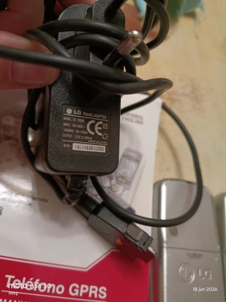 Confezione 2x Telefoni Cellulari LG C3100