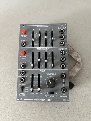 Behringer 140 Sintetizador Modular Gris