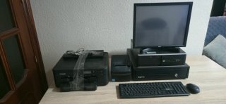Ordenador HP de trabajo negro