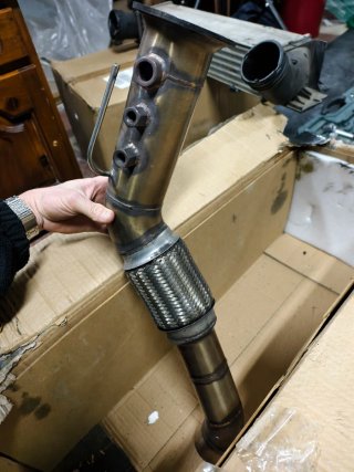 Downpipe BMW 330d E92