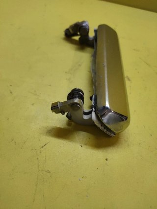 MANETA PUERTA DELANTERA DERECHA NISSAN L35 L80