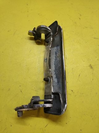 MANETA PUERTA DELANTERA DERECHA NISSAN L35 L80