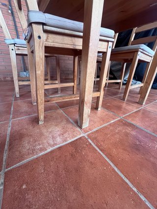 Mesa y 4 Sillas Madera terraza