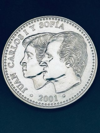 2000 Pesetas año 2001