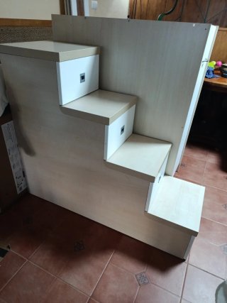 Módulos dormitorio escalonados con cajones