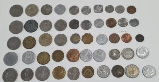 Lote de 50 monedas diferentes del mundo