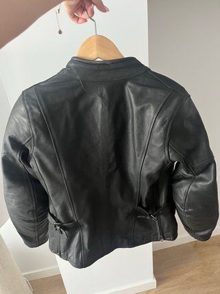 Chaqueta de piel para moto con protecciones mujer