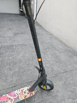 Patinete Eléctrico Negro xiaomi essential