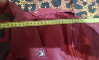 Chaqueta de Piel Roja