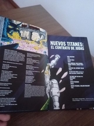 Comic nuevos Titanes- El contrato de Judas