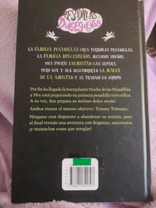 Dragones contra unicornios