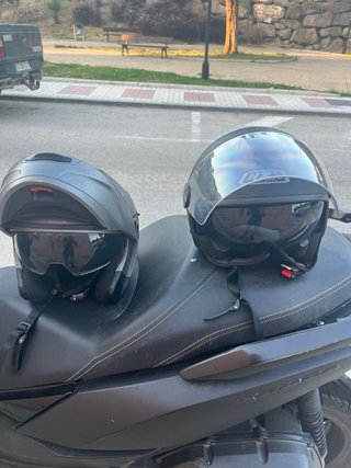 Honda Forza 150 negra