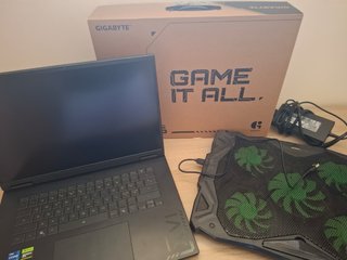 Gigabyte A16 Gaming Laptop RTX5060 16GB RAM 1TB i7