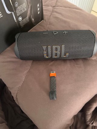 JBL Flip 7 Negro Nuevo