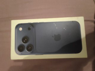 iPhone 17 pro 256gb Azul Oscuro Apple. Como Nuevo