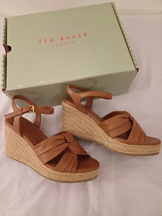 Sandalias piel cuña esparto Ted Baker
